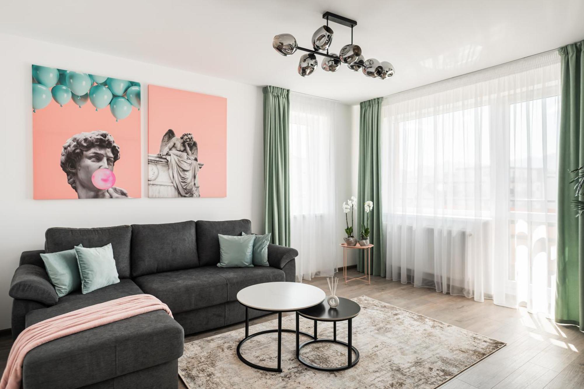 Apartbnb Experience 17 Brasov Ngoại thất bức ảnh